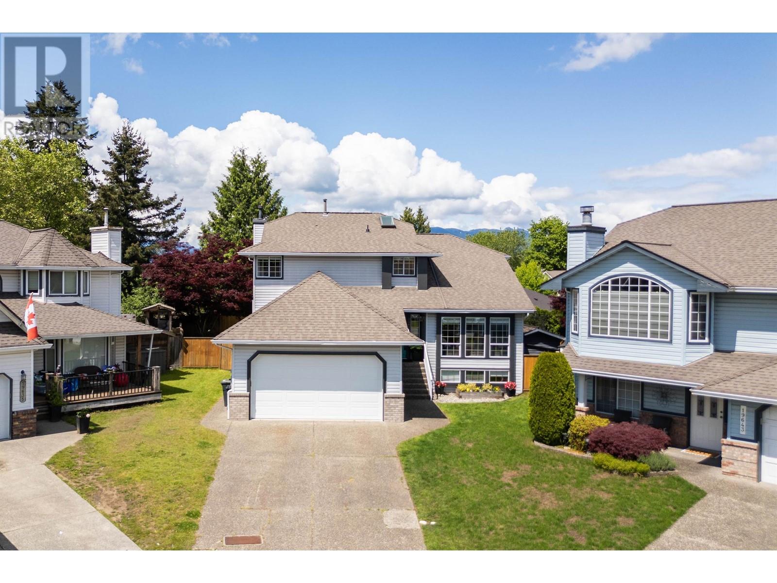 19639 Cedar Lane, Pitt Meadows, British Columbia  V3Y 2E3 - Photo 2 - R3006201