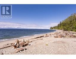 2028 Ocean Beach Esplanade, Gibsons, Ca
