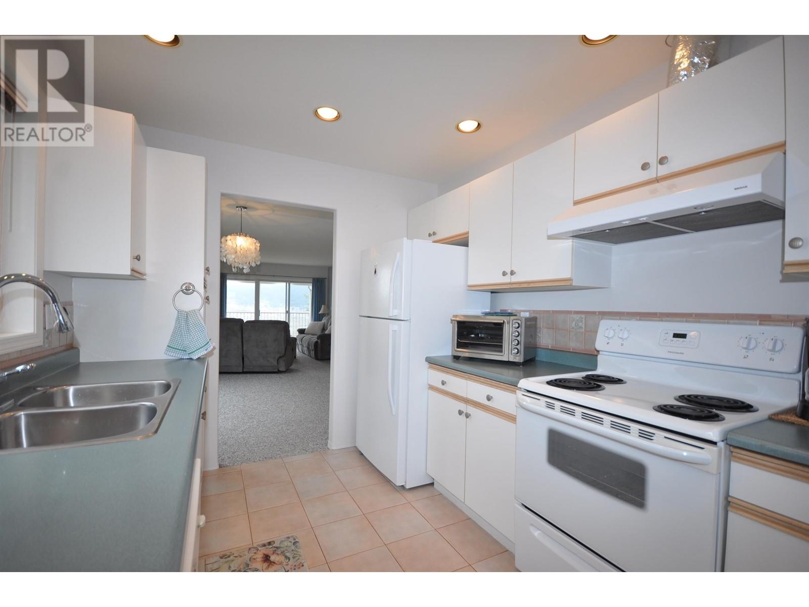 Property at 52 500 WOTZKE DRIVE image 4