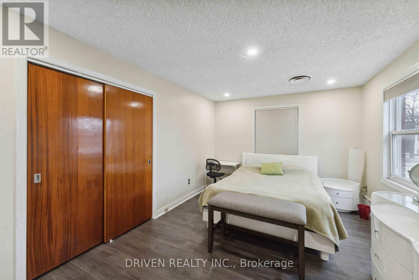 1266 Walkley Road, Ottawa, Ontario  K1V 6P7 - Photo 14 - X12167415