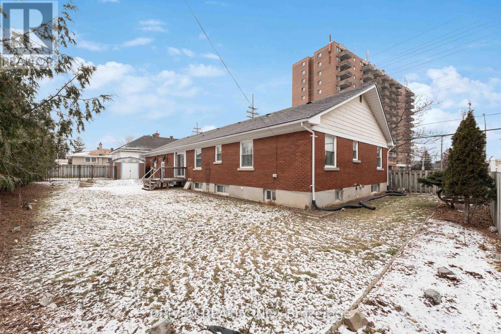 1266 Walkley Road, Ottawa, Ontario  K1V 6P7 - Photo 41 - X12167415