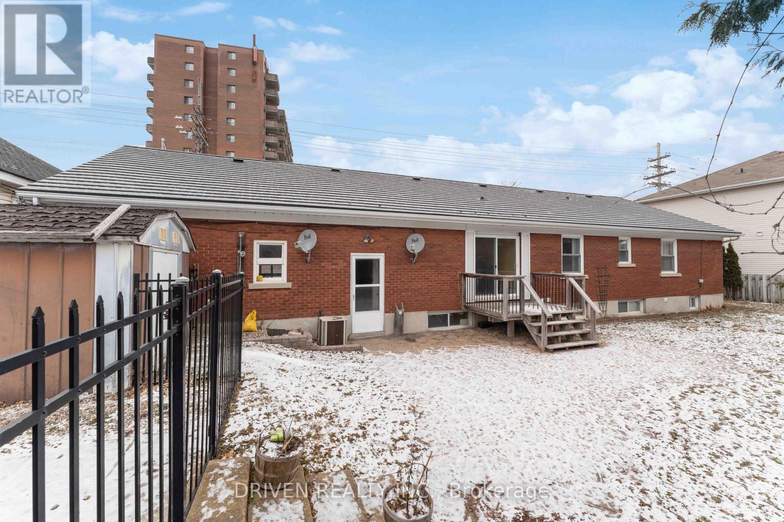 1266 Walkley Road, Ottawa, Ontario  K1V 6P7 - Photo 42 - X12167415