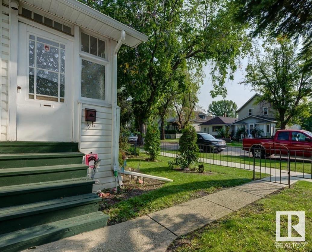 11230 96 St Nw, Edmonton, Alberta  T5G 1S9 - Photo 2 - E4423042