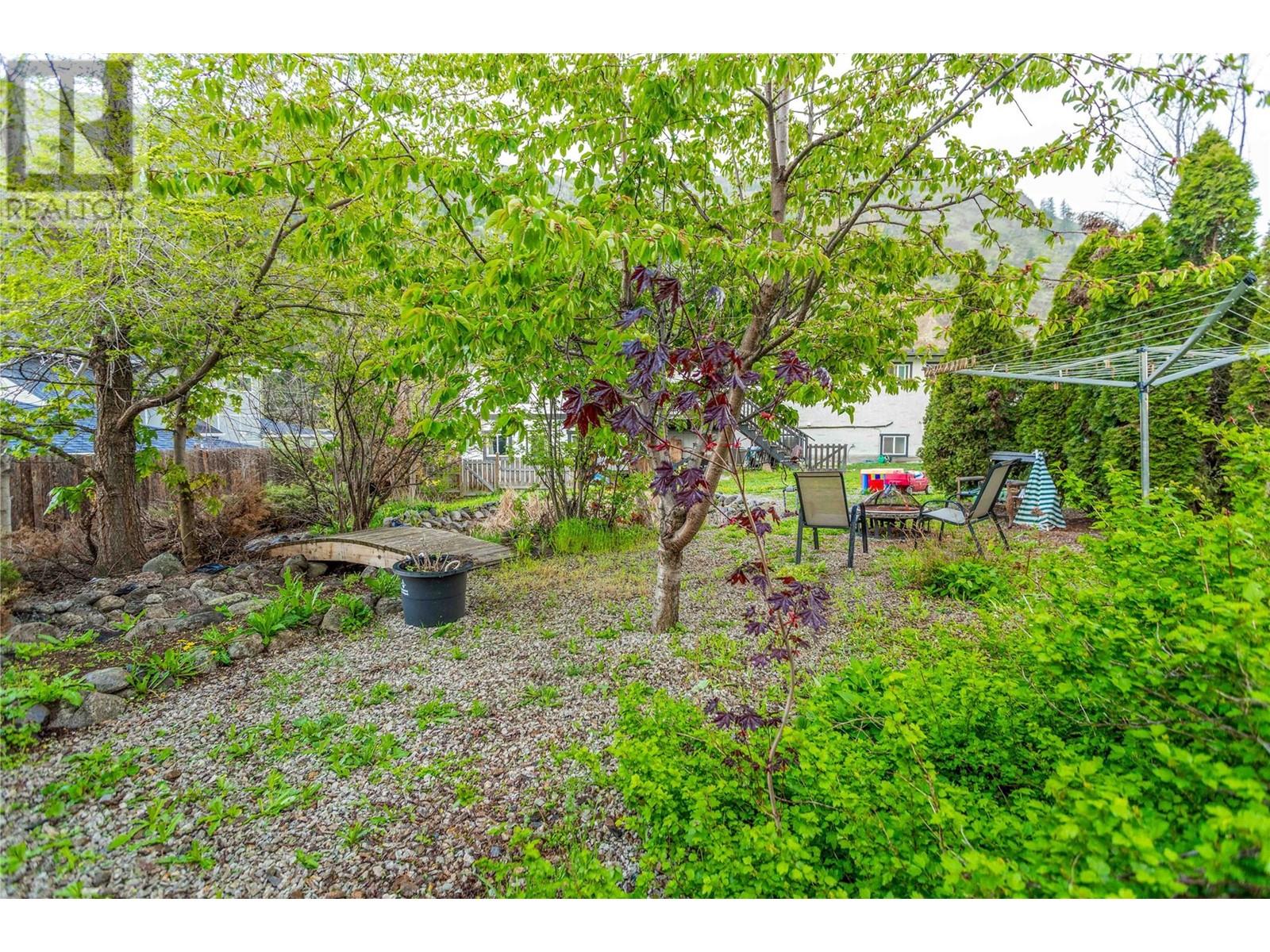 Property at 1560 Ponderosa Road image 2