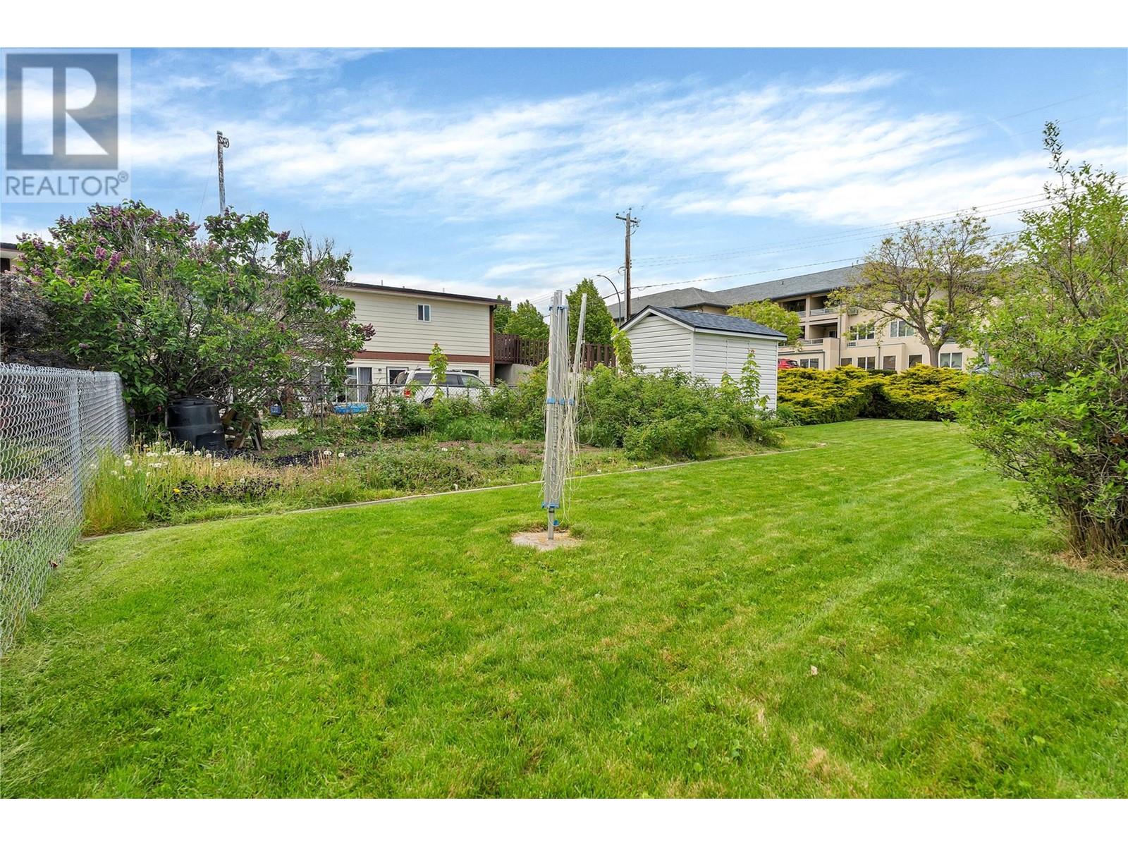 13208 Armstrong Avenue, Summerland, British Columbia  V0H 1Z0 - Photo 28 - 10349025