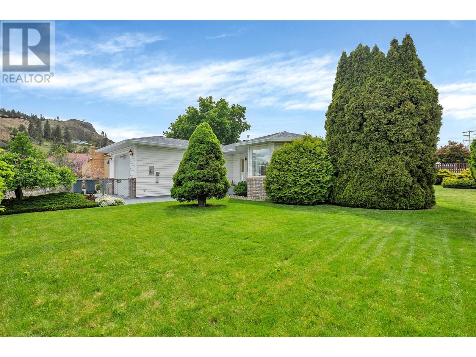 13208 Armstrong Avenue, Summerland, British Columbia  V0H 1Z0 - Photo 24 - 10349025