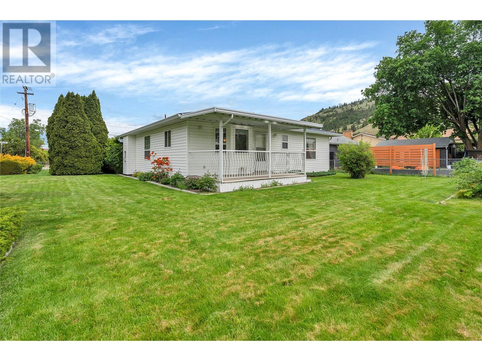 13208 Armstrong Avenue, Summerland, British Columbia  V0H 1Z0 - Photo 26 - 10349025