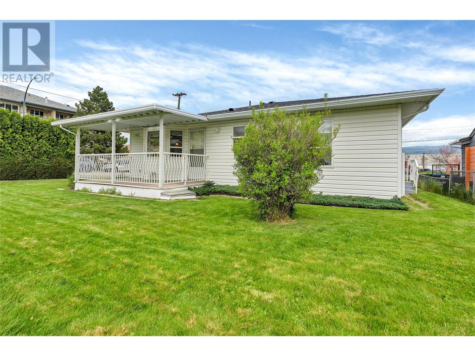 13208 Armstrong Avenue, Summerland, British Columbia  V0H 1Z0 - Photo 27 - 10349025
