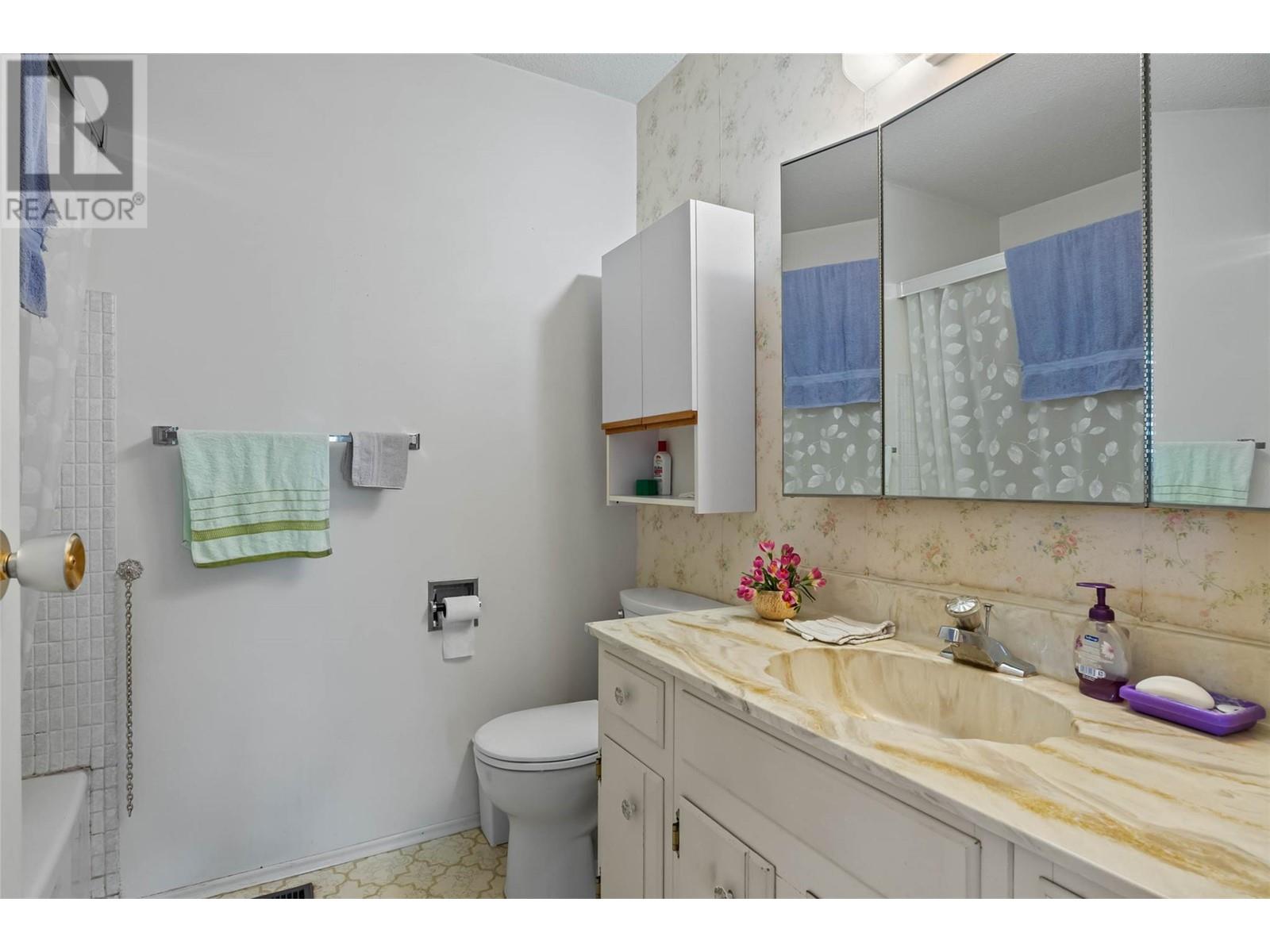 178 Waddington Drive, Kamloops, British Columbia  V2E 1M4 - Photo 20 - 10349060