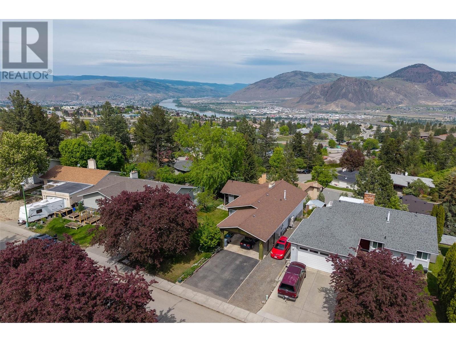 178 WADDINGTON Drive, Kamloops, BC V2E1M4