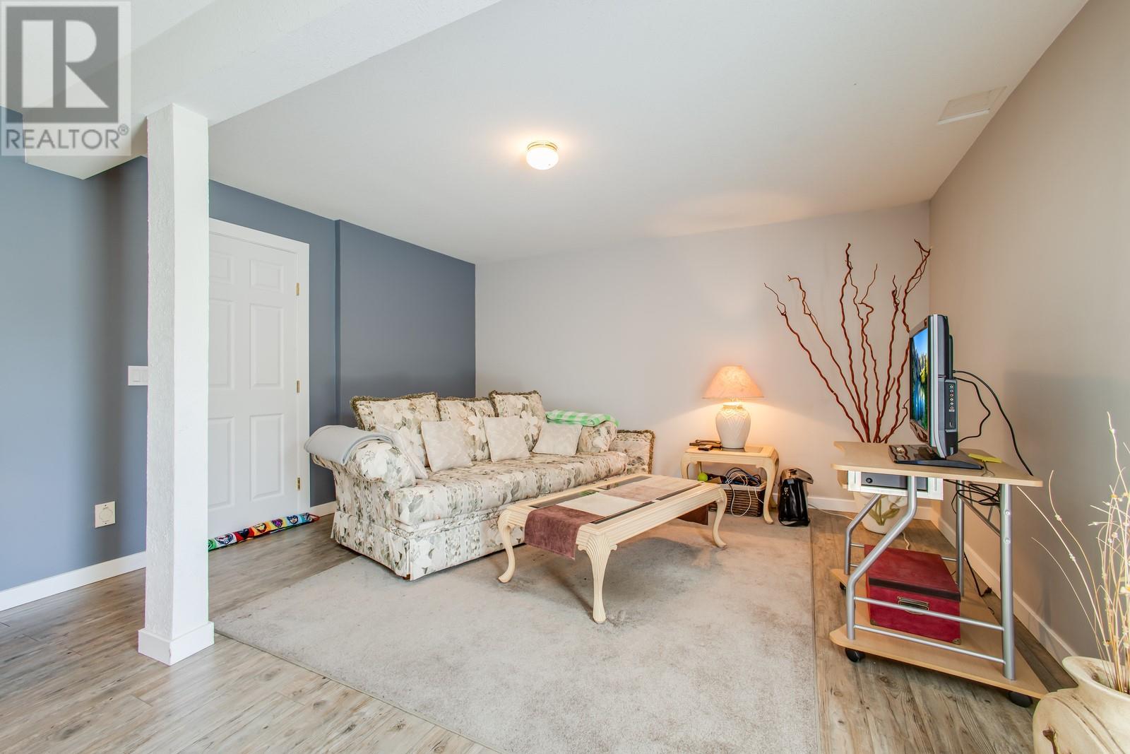 2367 Shannon Woods Drive, West Kelowna, BC V4T2L9