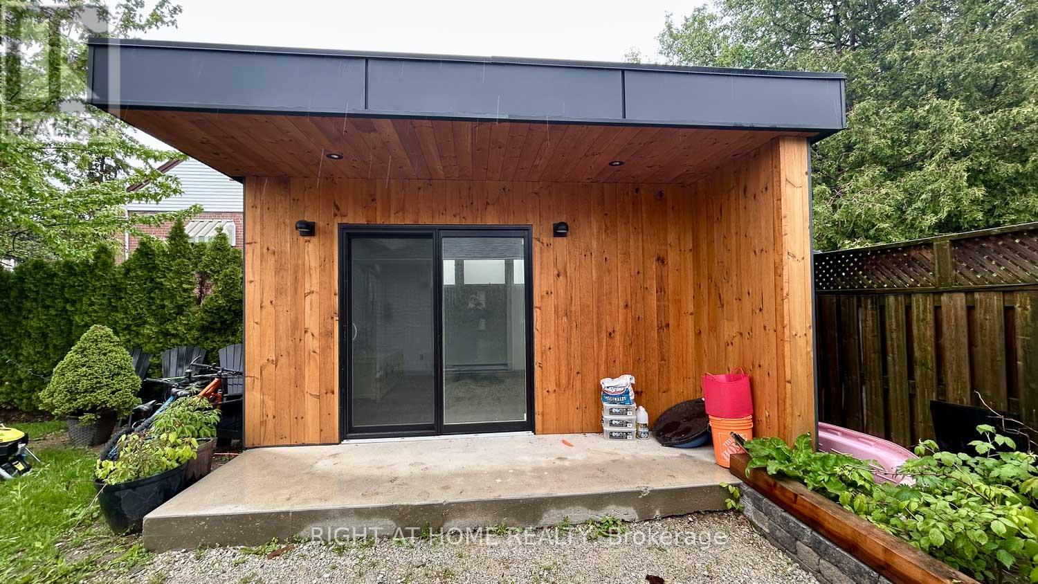 Garden Suite - 21 Northgate Drive, Toronto (Downsview-Roding-Cfb), Ontario  M3K 1R1 - Photo 22 - W12167235