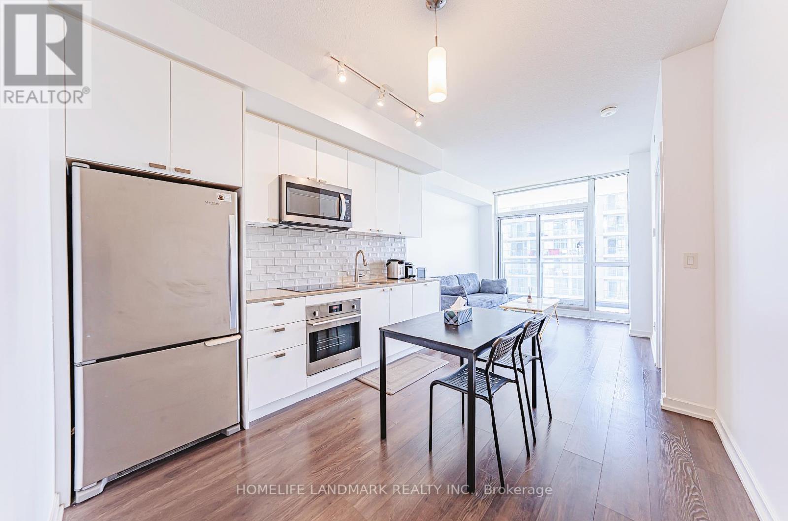 906 - 56 Forest Manor Road, Toronto (Henry Farm), Ontario  M2J 1M6 - Photo 3 - C12167413