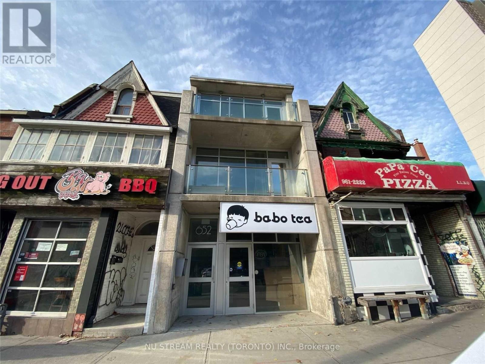 2f - 652 Spadina Avenue, Toronto, Ontario  M5S 2H7 - Photo 1 - C12167422