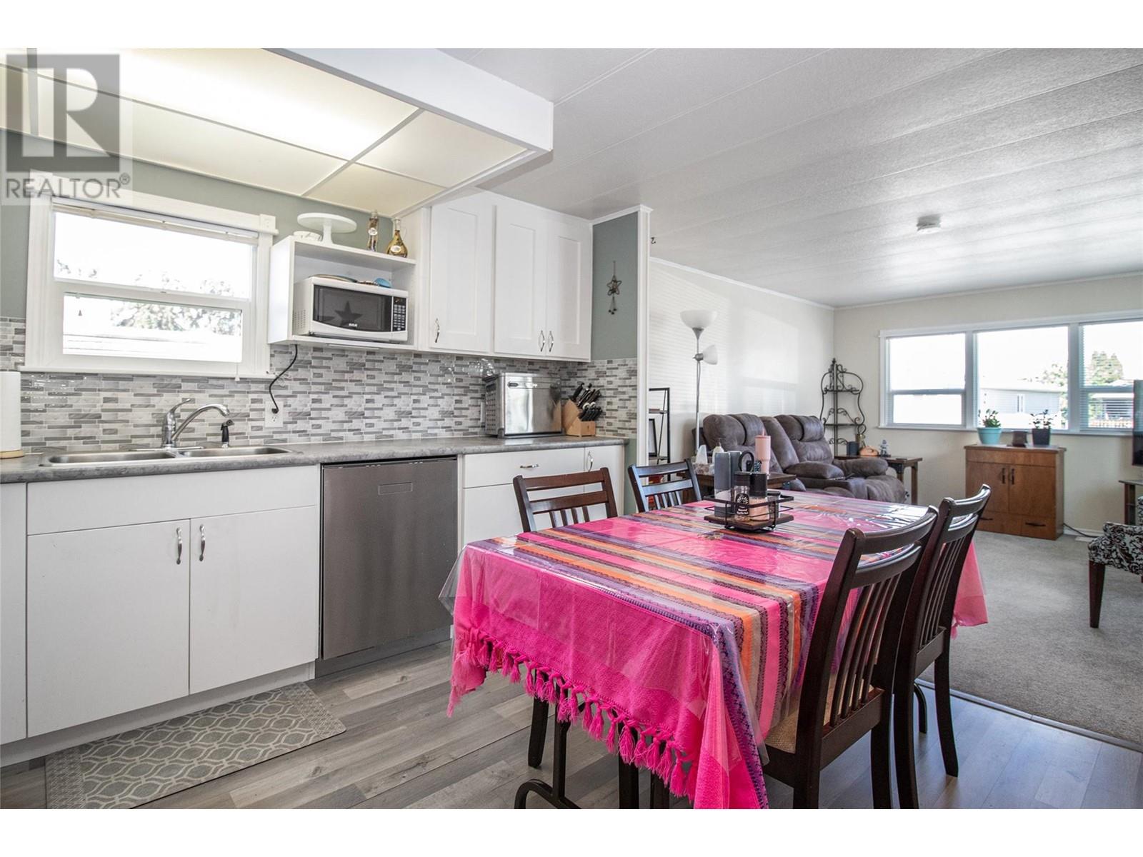 3591 Old Vernon Road Unit# 203, Kelowna, British Columbia  V1X 6P4 - Photo 7 - 10348620