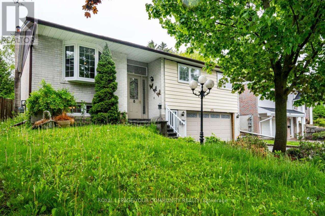 374 BORDEN AVENUE N, Newmarket, Ontario