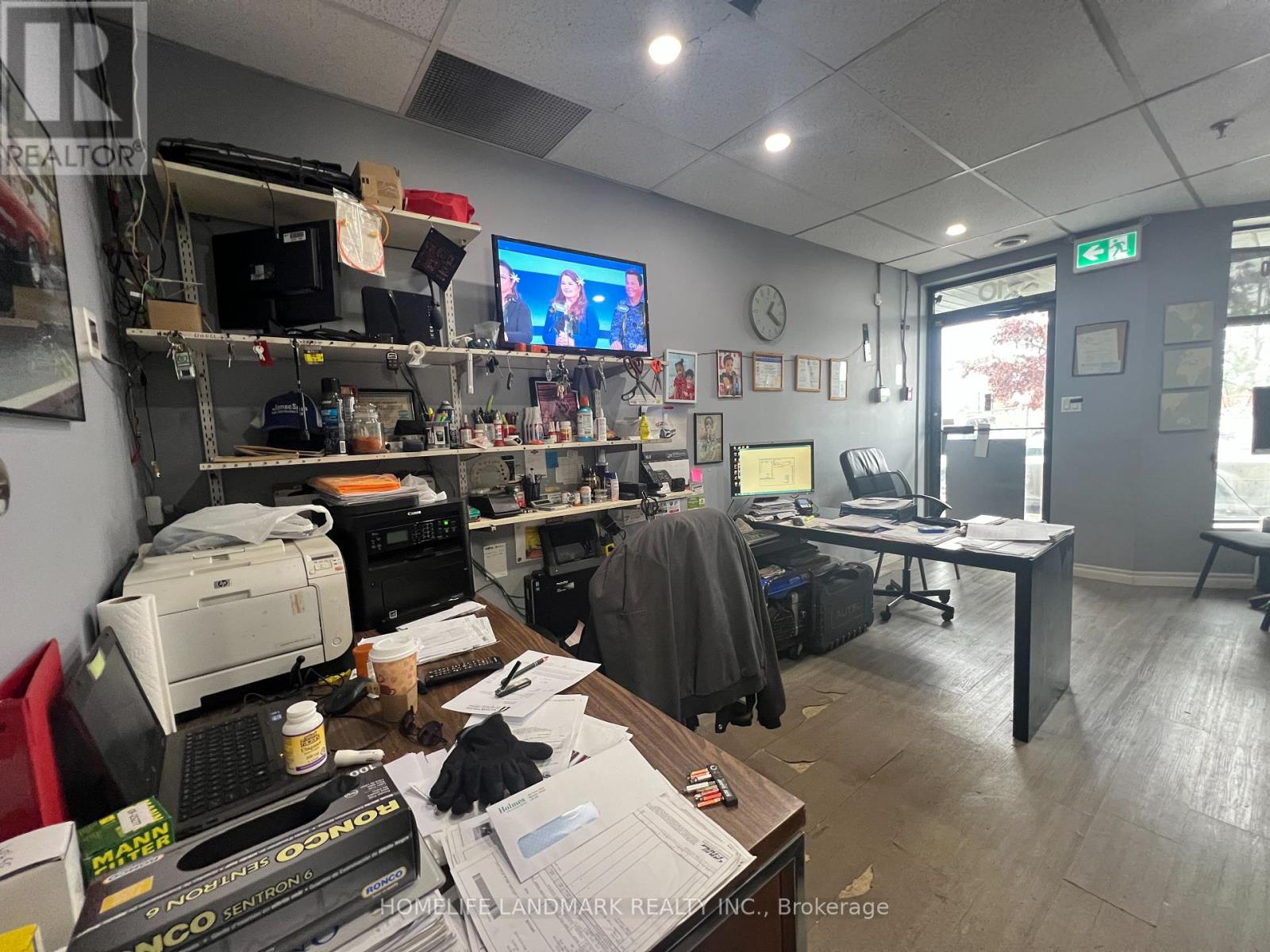 10 - 7605 Woodbine Avenue, Markham (Milliken Mills West), Ontario  L3R 5V3 - Photo 7 - N12167426