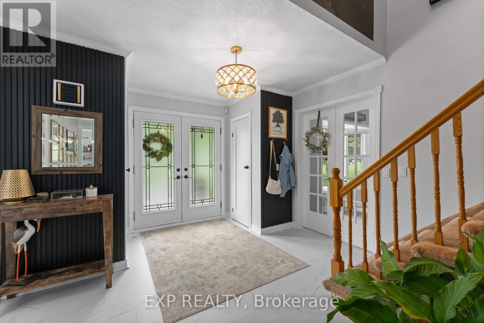 Property at 18 RIVERVIEW DRIVE image 2