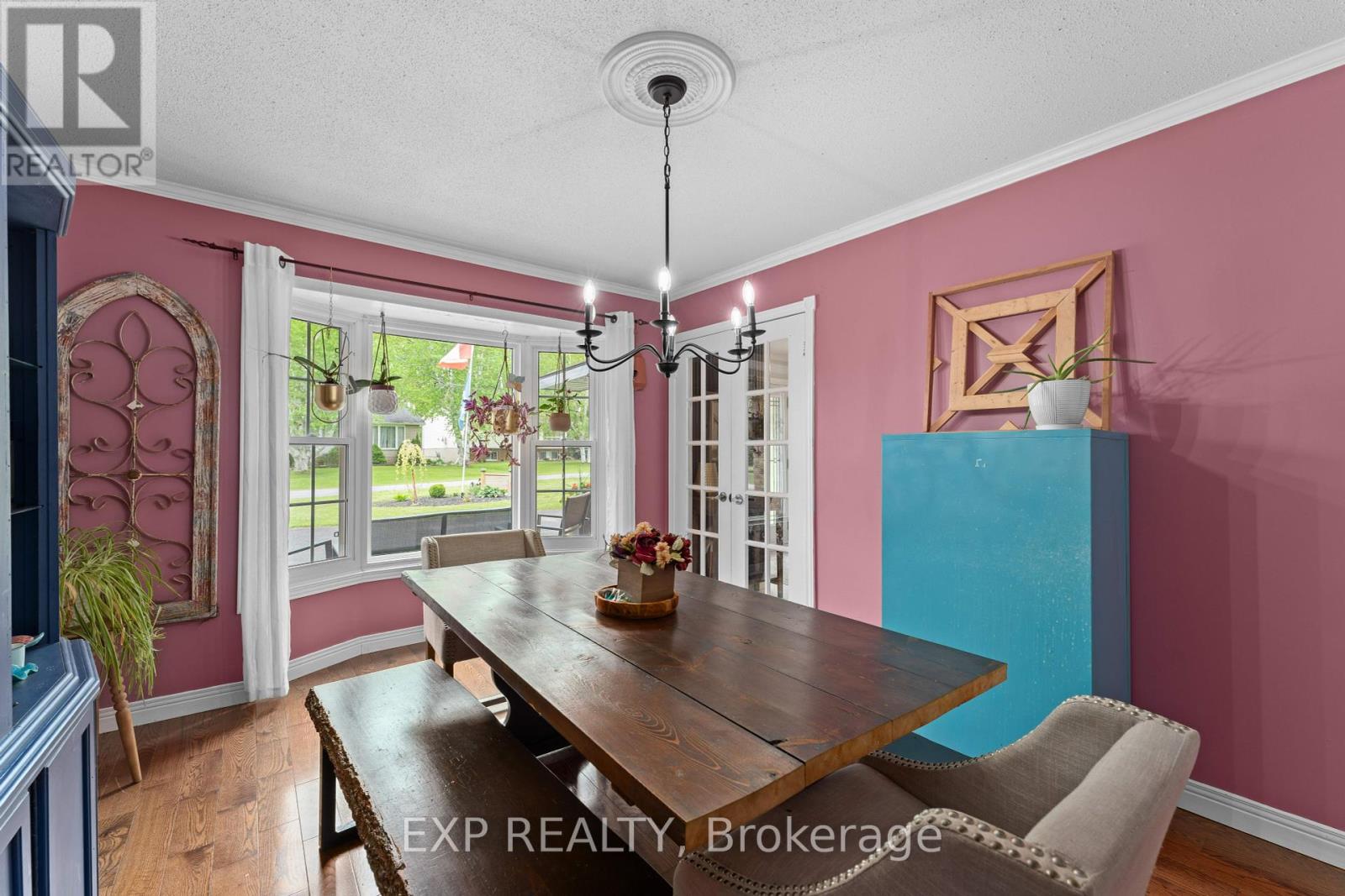 Property at 18 RIVERVIEW DRIVE image 4