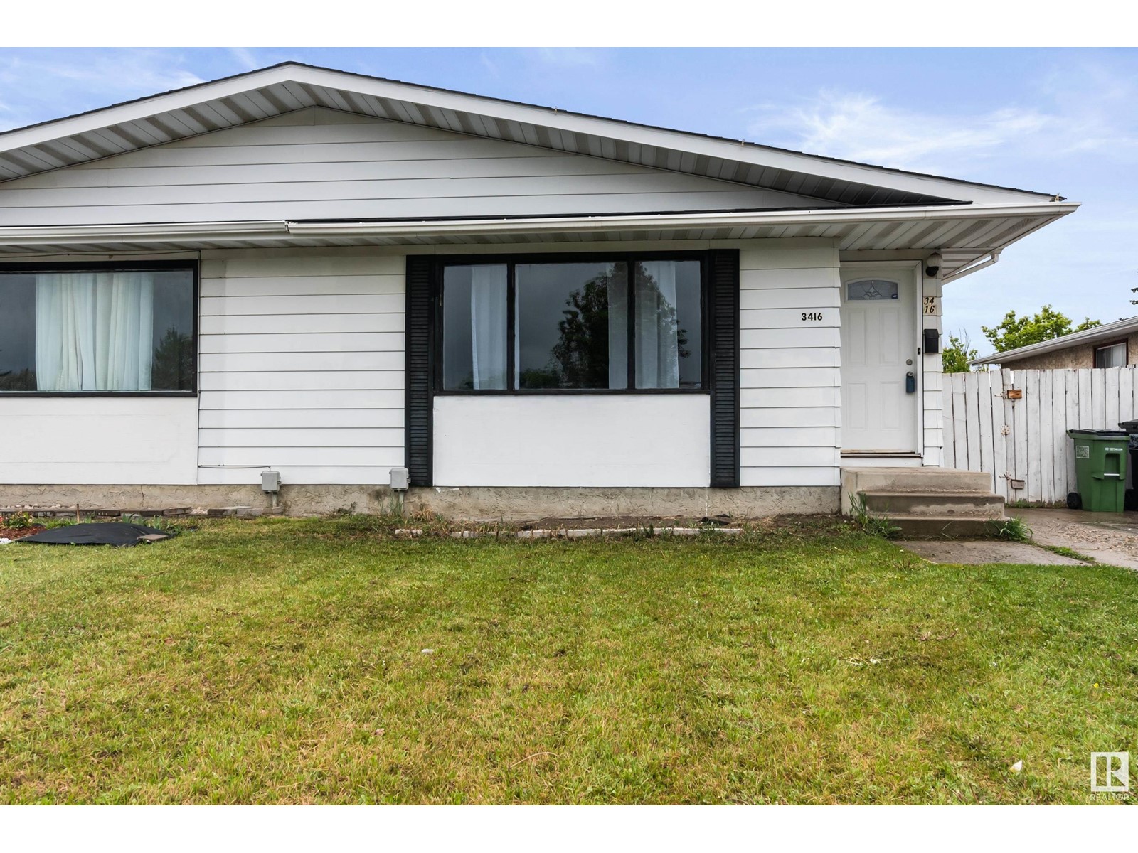 Property at 3416 135 AV NW image 2