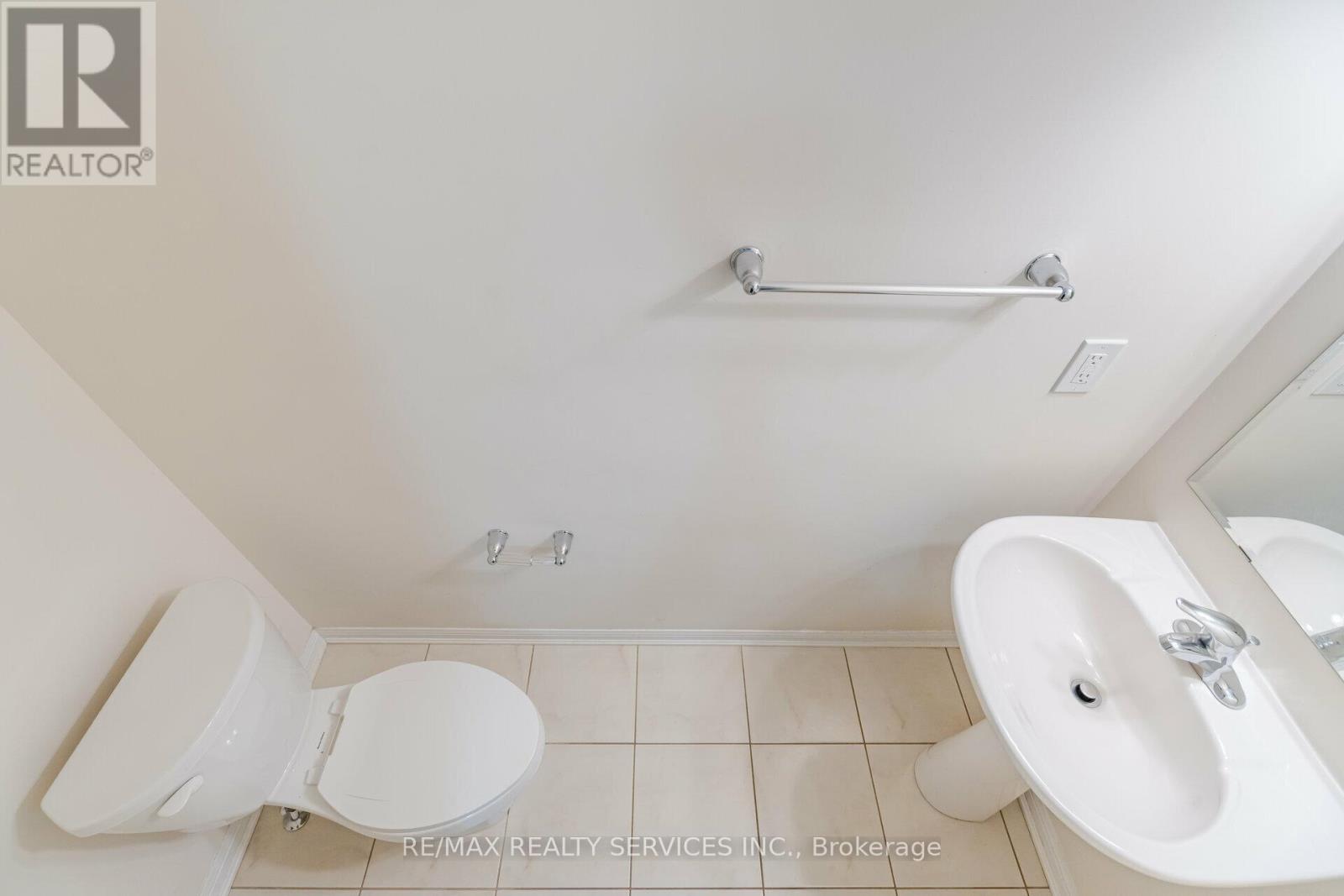 4 Colonel Frank Ching Crescent, Brampton, Ontario  L4Y 5W5 - Photo 14 - W12167395