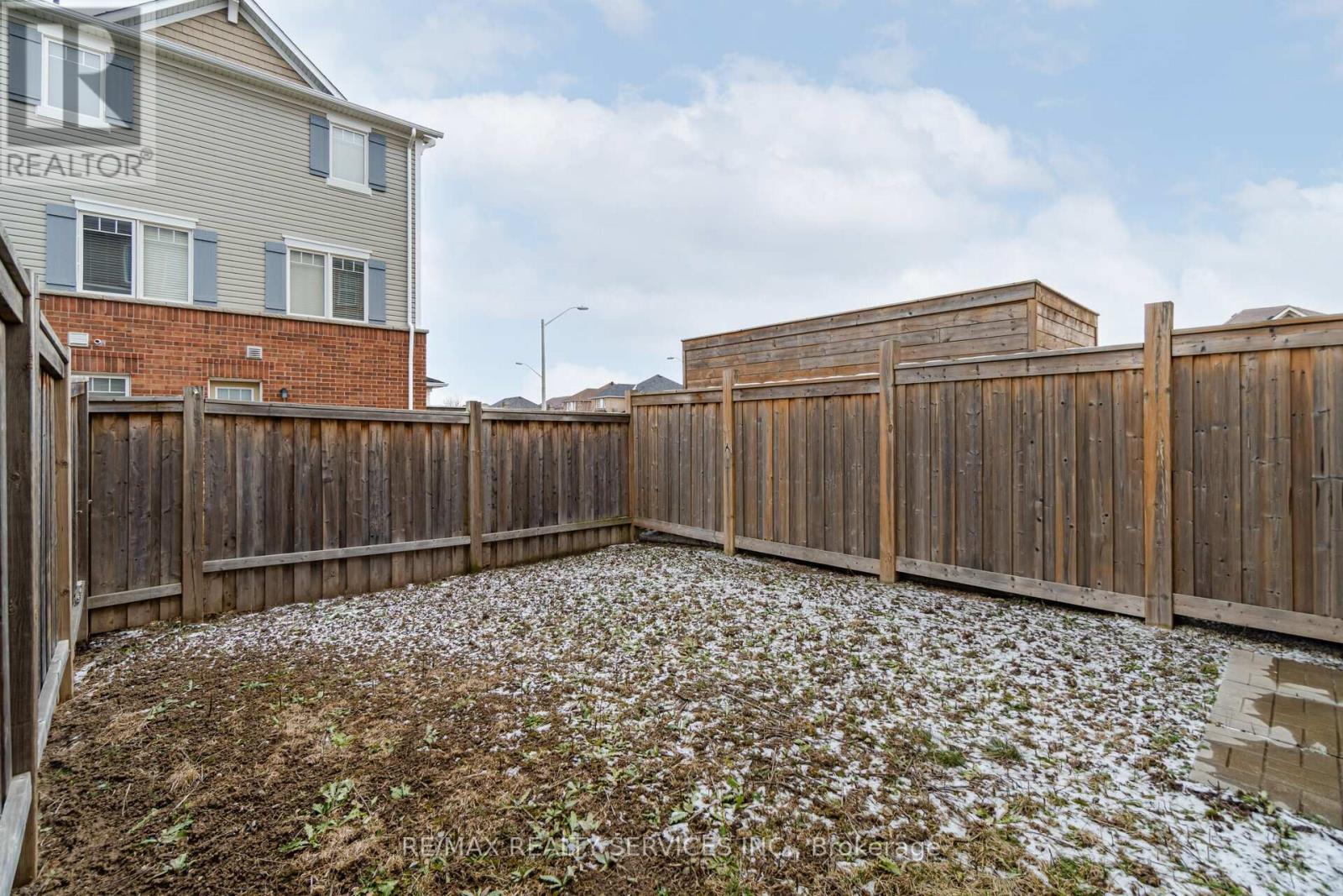 4 Colonel Frank Ching Crescent, Brampton, Ontario  L4Y 5W5 - Photo 31 - W12167395