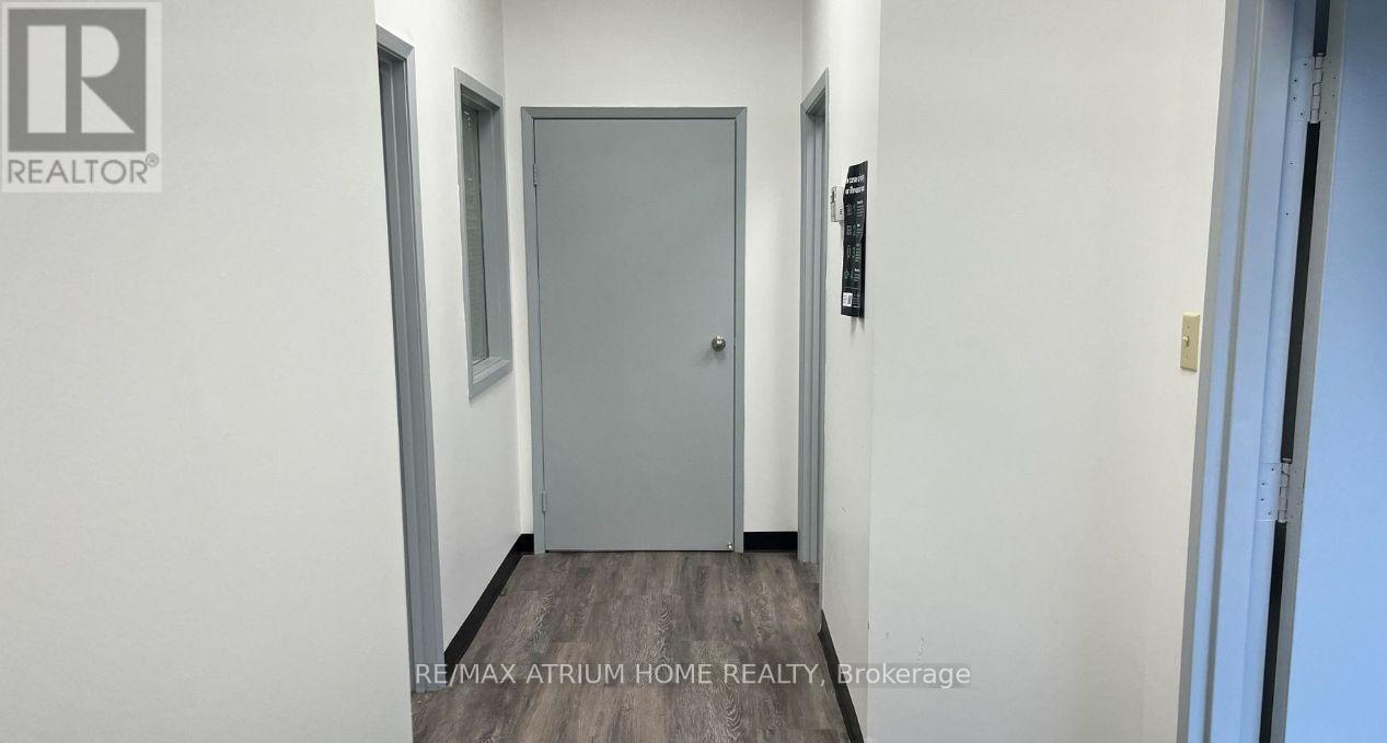 38 - 4181 Sladeview Crescent, Mississauga, Ontario  L5L 5R2 - Photo 4 - W12167401