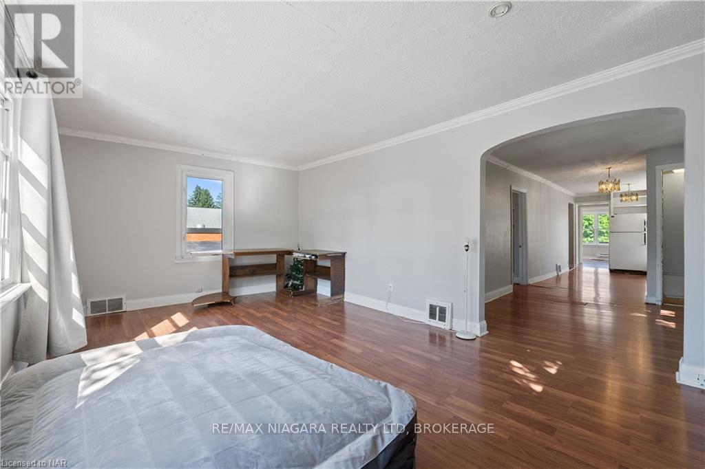 785 Canboro Road, Pelham (Fenwick), Ontario  L0S 1C0 - Photo 23 - X12167470