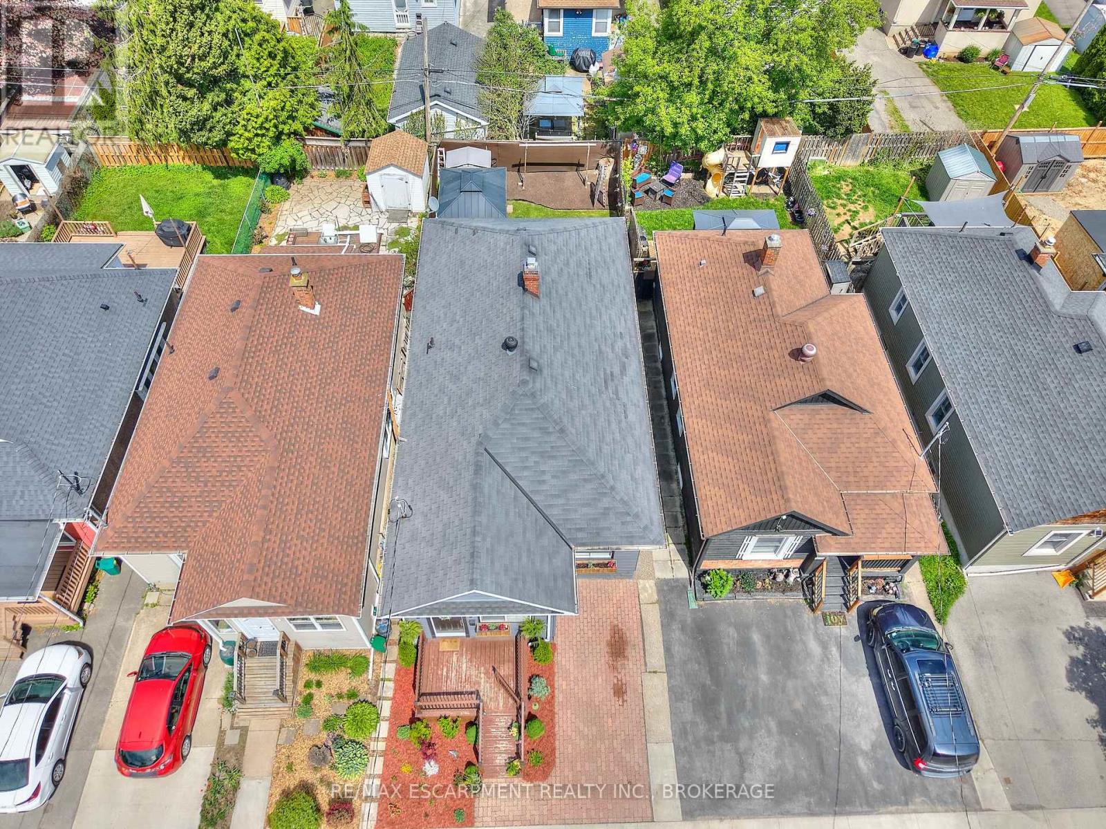 47 Lowell Avenue, St. Catharines (Downtown), Ontario  L2R 2C9 - Photo 26 - X12167502