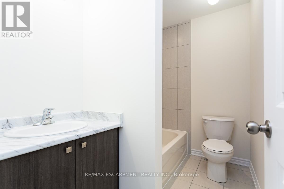 61 Jell Street, Guelph, Ontario  N1L 0R6 - Photo 34 - X12167411