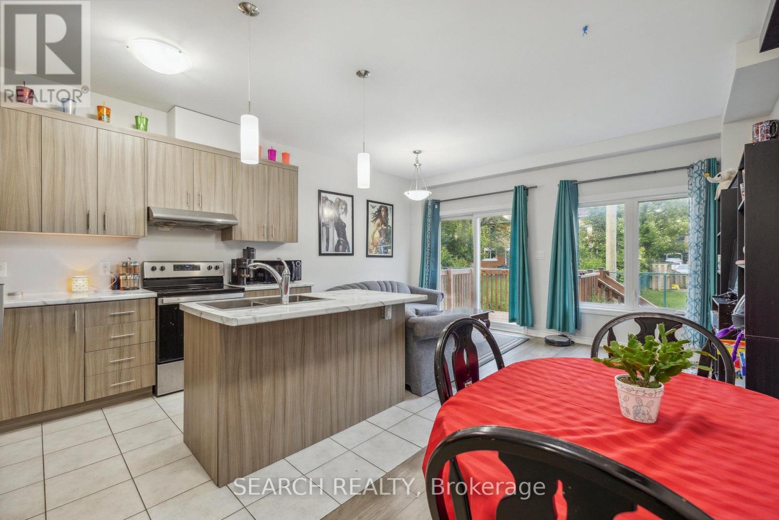 217 Louise Street, Welland, Ontario  L3B 1T2 - Photo 8 - X12167414