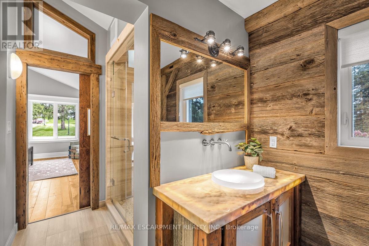 1399 Safari Road, Hamilton, Ontario  L8B 1S6 - Photo 17 - X12167421