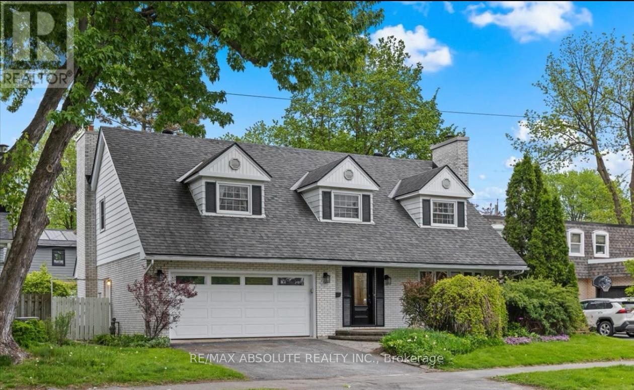 825 Edgeworth Avenue, Ottawa, Ontario  K2B 7Y3 - Photo 2 - X12167440