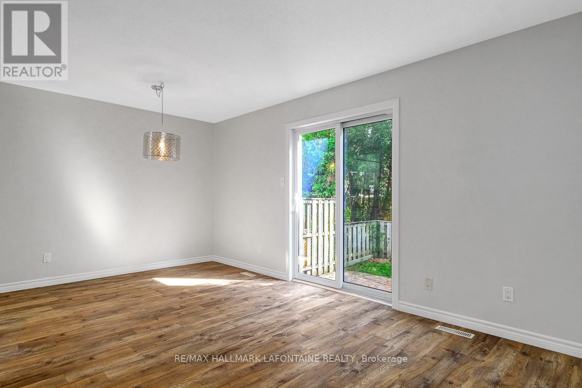 30 - 6416 Mary Jane Crescent, Ottawa, Ontario  K1C 3C3 - Photo 8 - X12167474