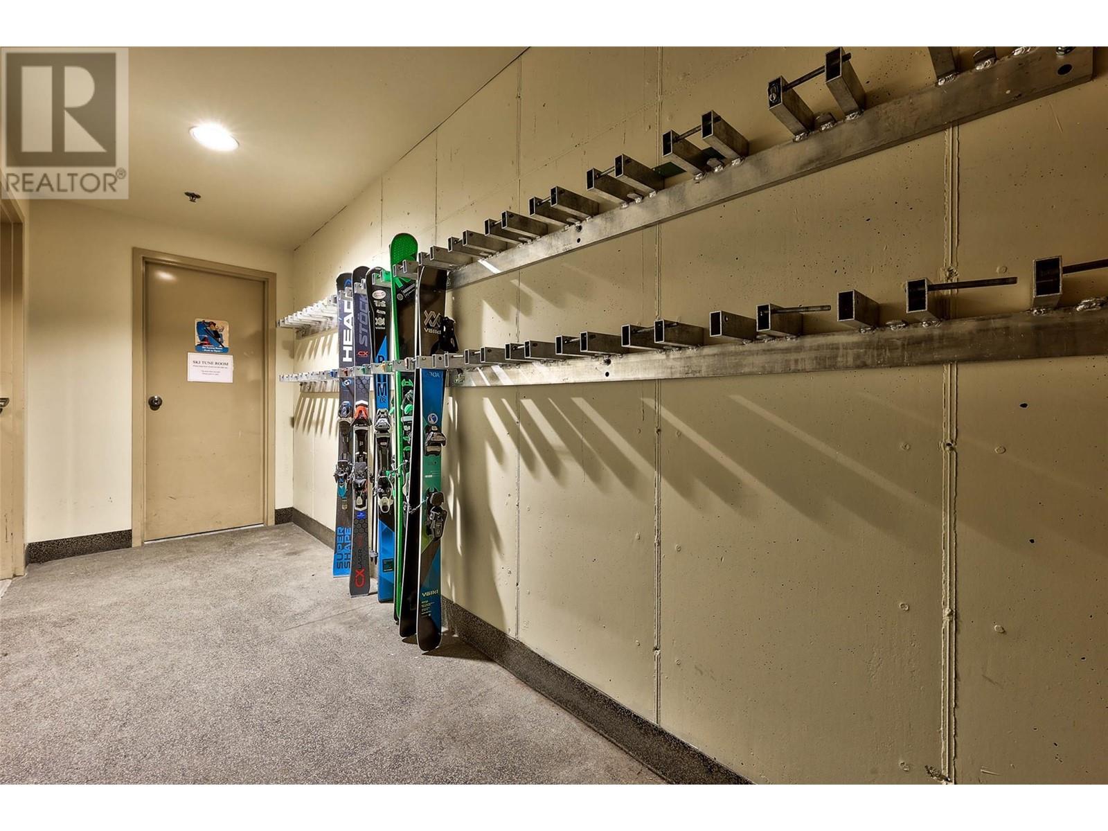3190 Creekside Way Unit# 218, Sun Peaks, BC V0E5N0