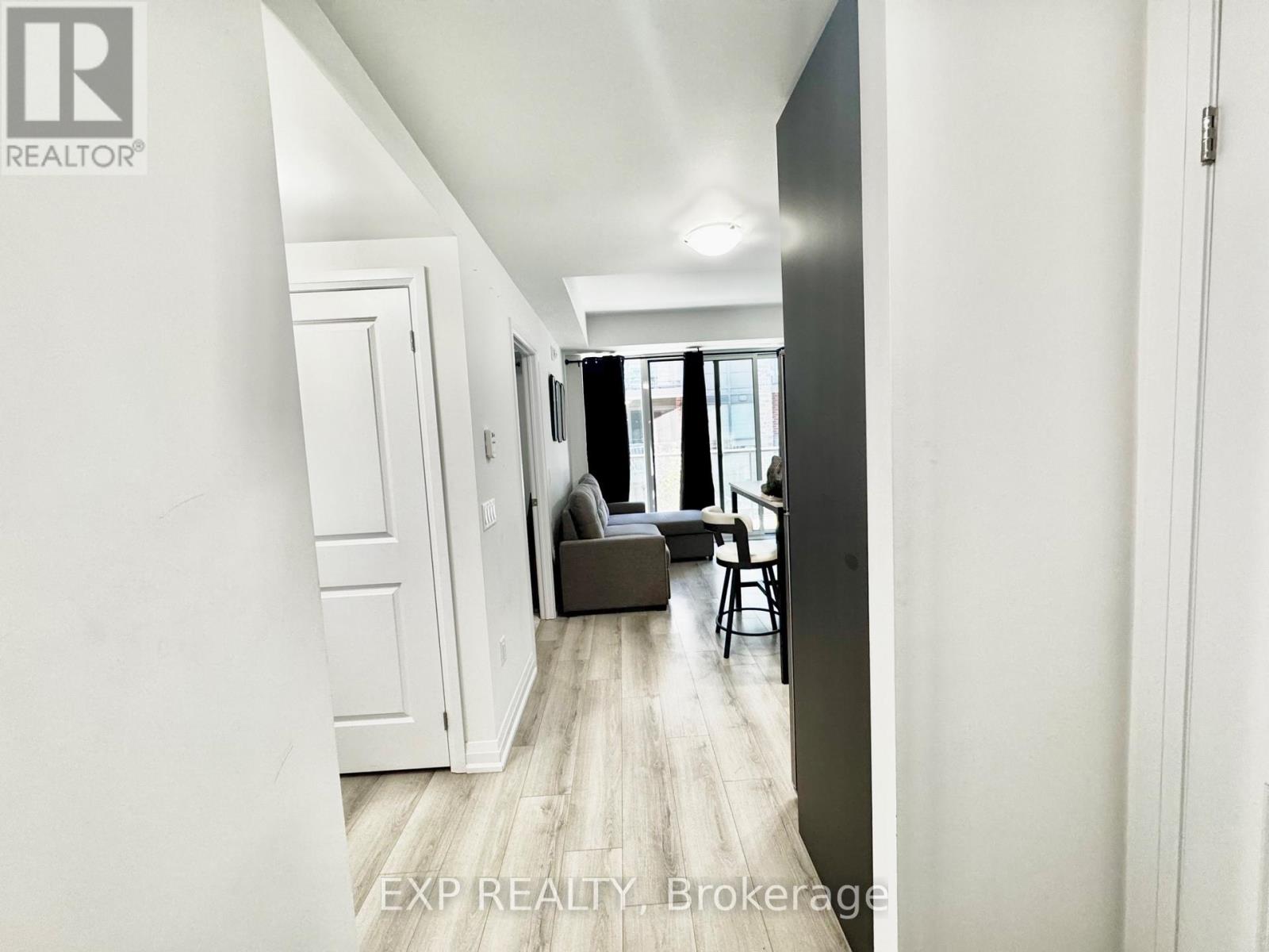 238 - 85 Attmar Drive, Brampton, Ontario  L6P 0Y6 - Photo 5 - W12166725