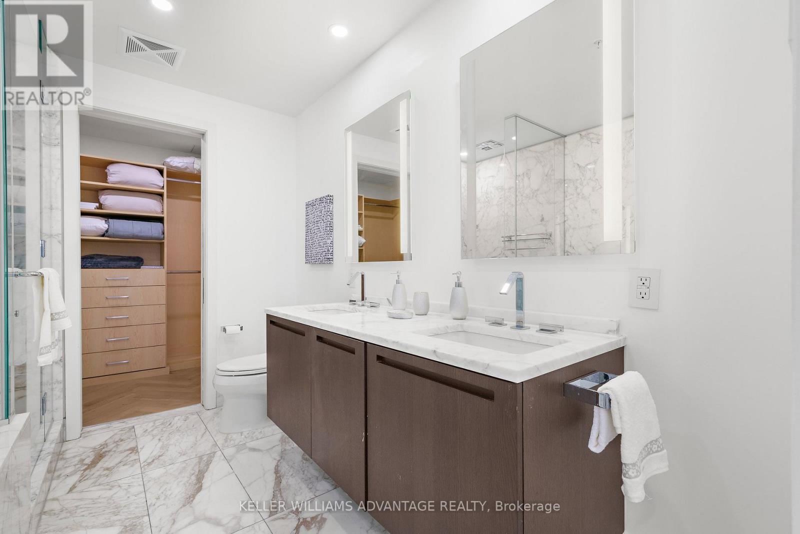 2308 - 180 University Avenue, Toronto, Ontario  M5H 0A2 - Photo 24 - C12167471