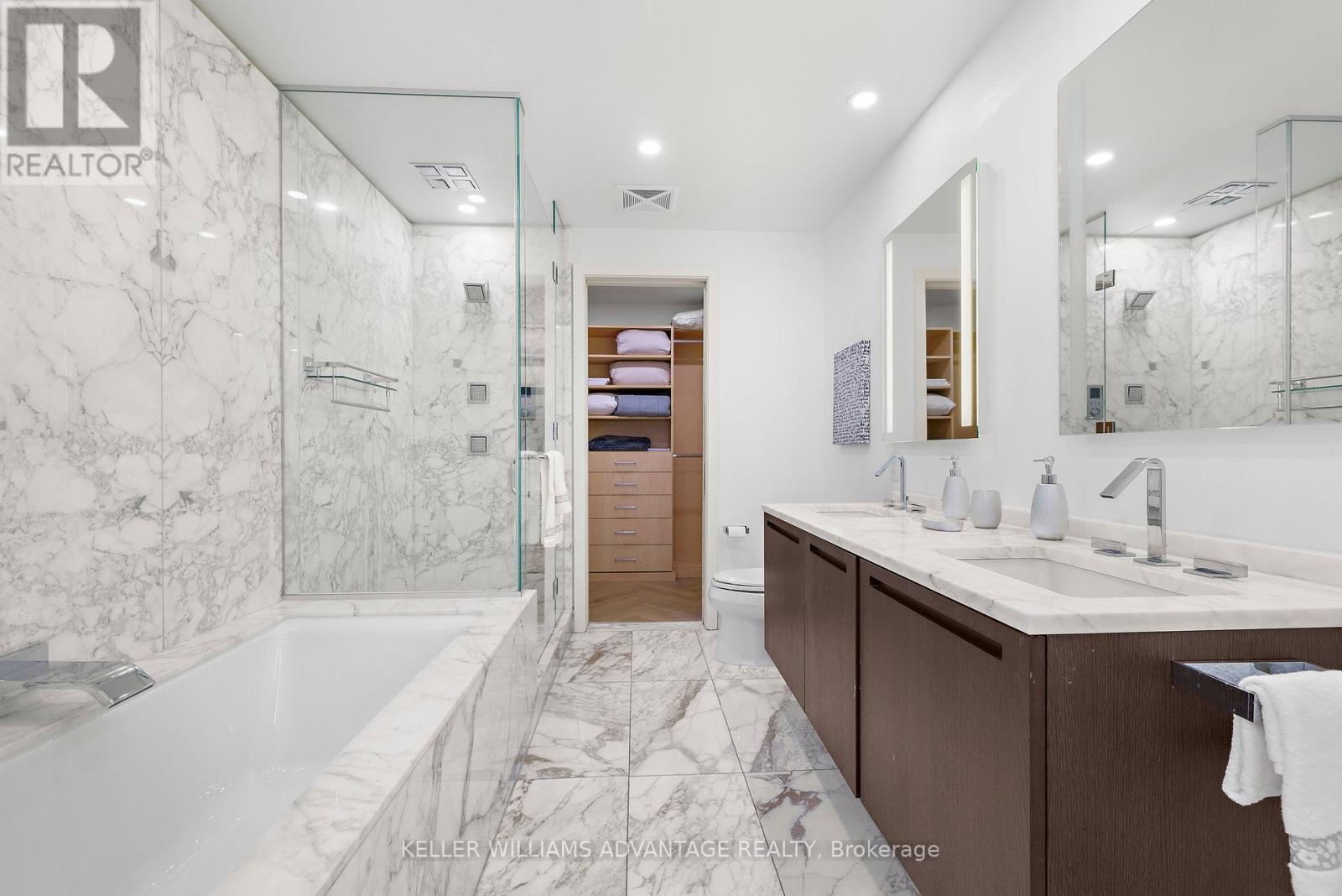 2308 - 180 University Avenue, Toronto, Ontario  M5H 0A2 - Photo 25 - C12167471