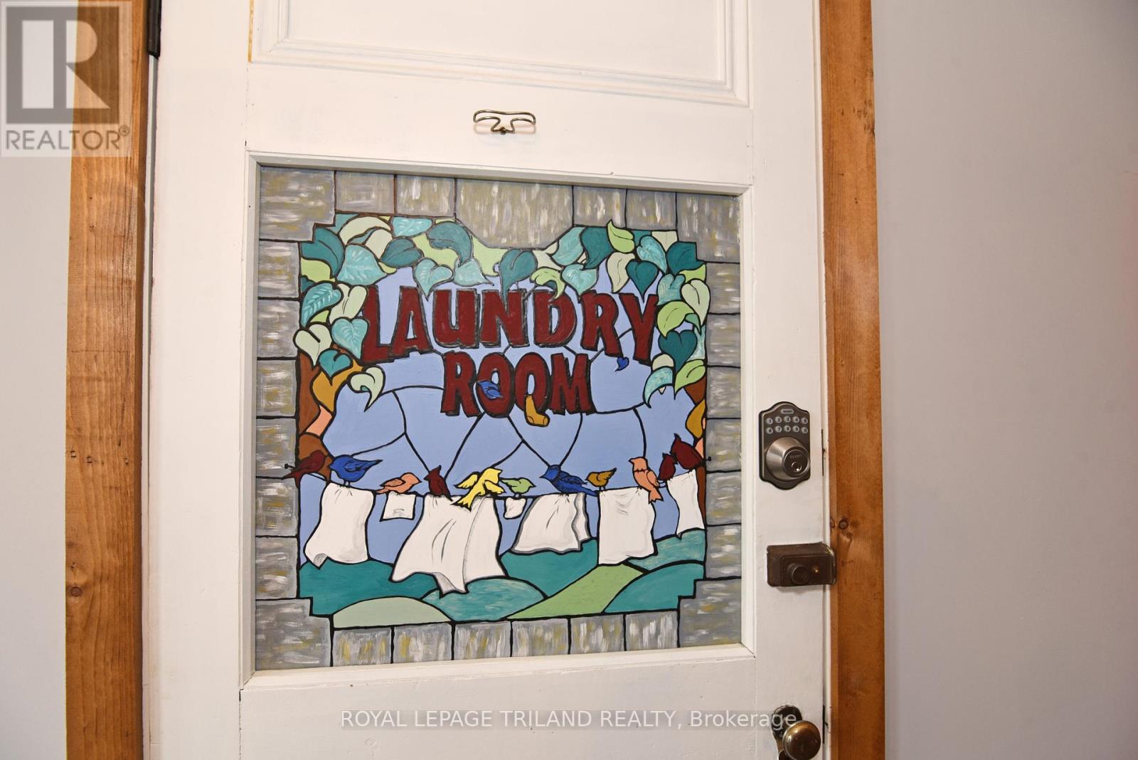 141 Main Street, Lambton Shores, Ontario  N0M 2N0 - Photo 15 - X12052619
