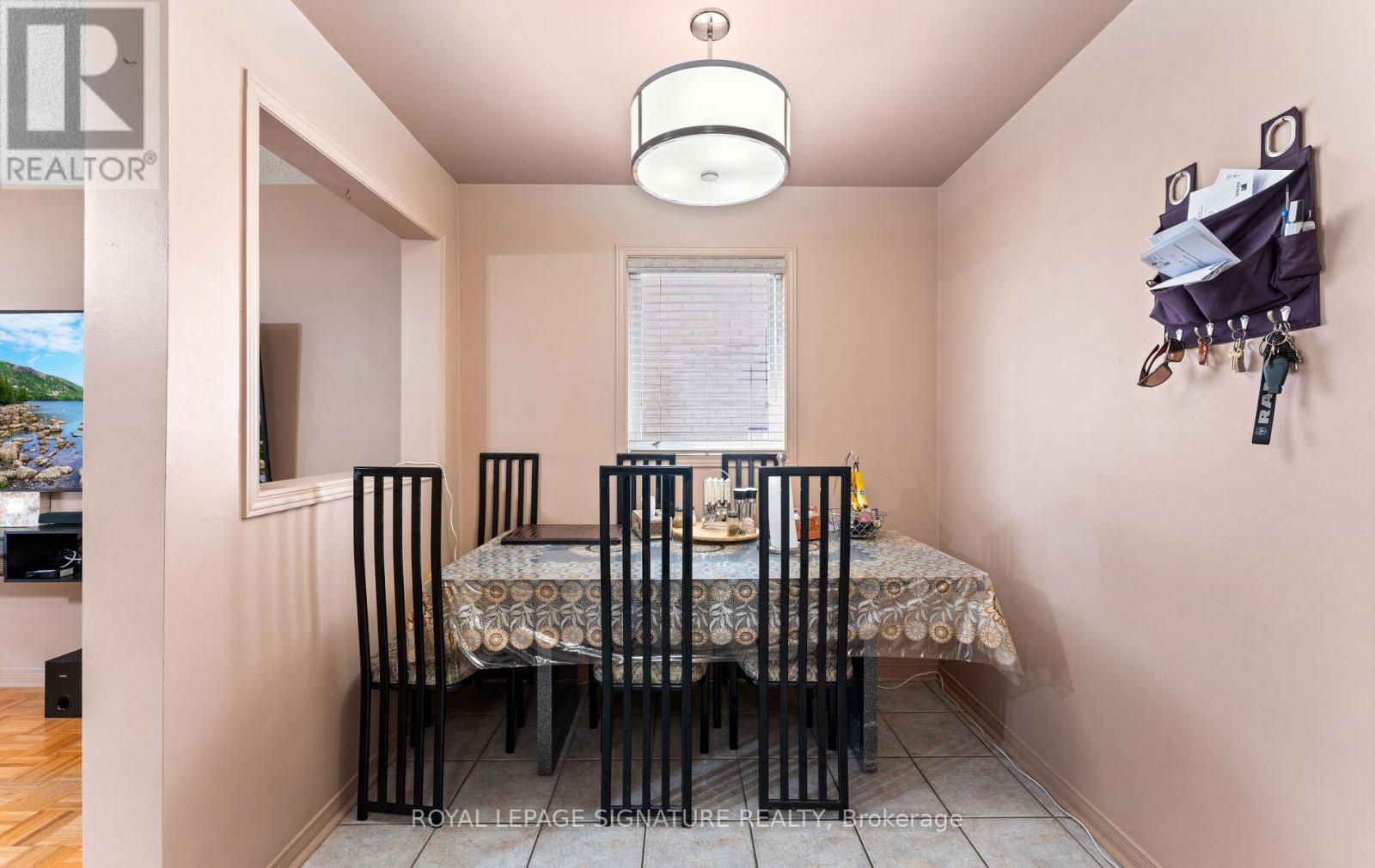 53 National Pine Drive, Vaughan, Ontario  L6A 3M3 - Photo 17 - N12167475