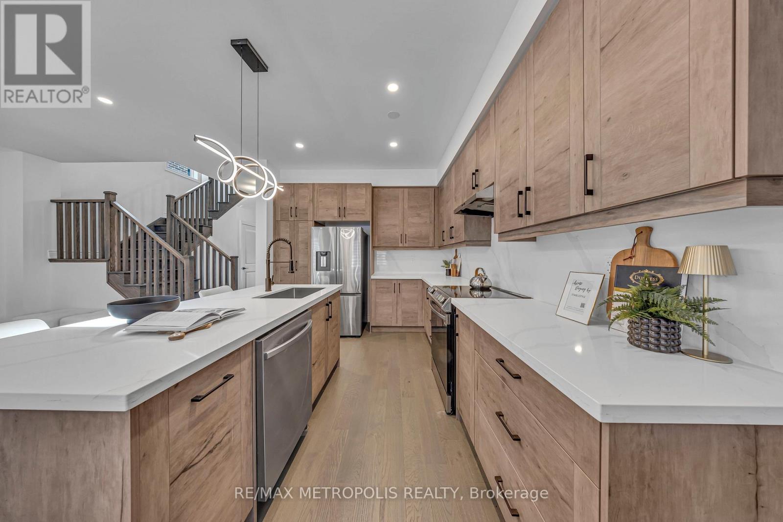 23 Alan Williams Trail, Uxbridge, Ontario  L9P 0R6 - Photo 12 - N12167480