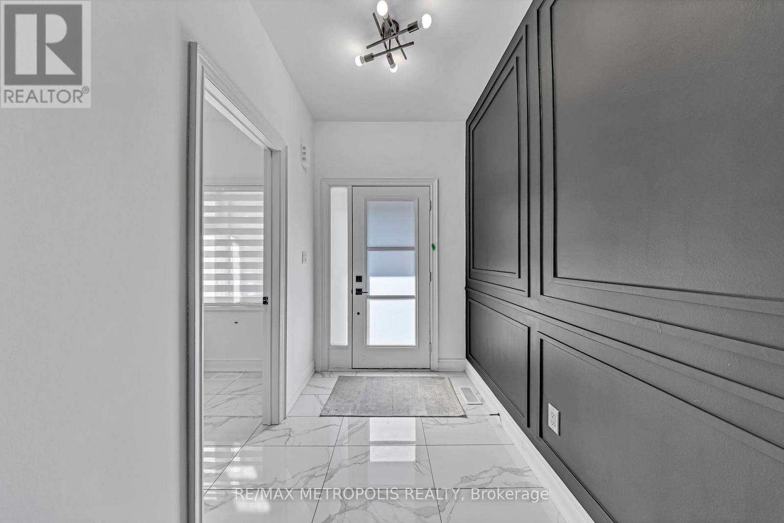 23 Alan Williams Trail, Uxbridge, Ontario  L9P 0R6 - Photo 3 - N12167480