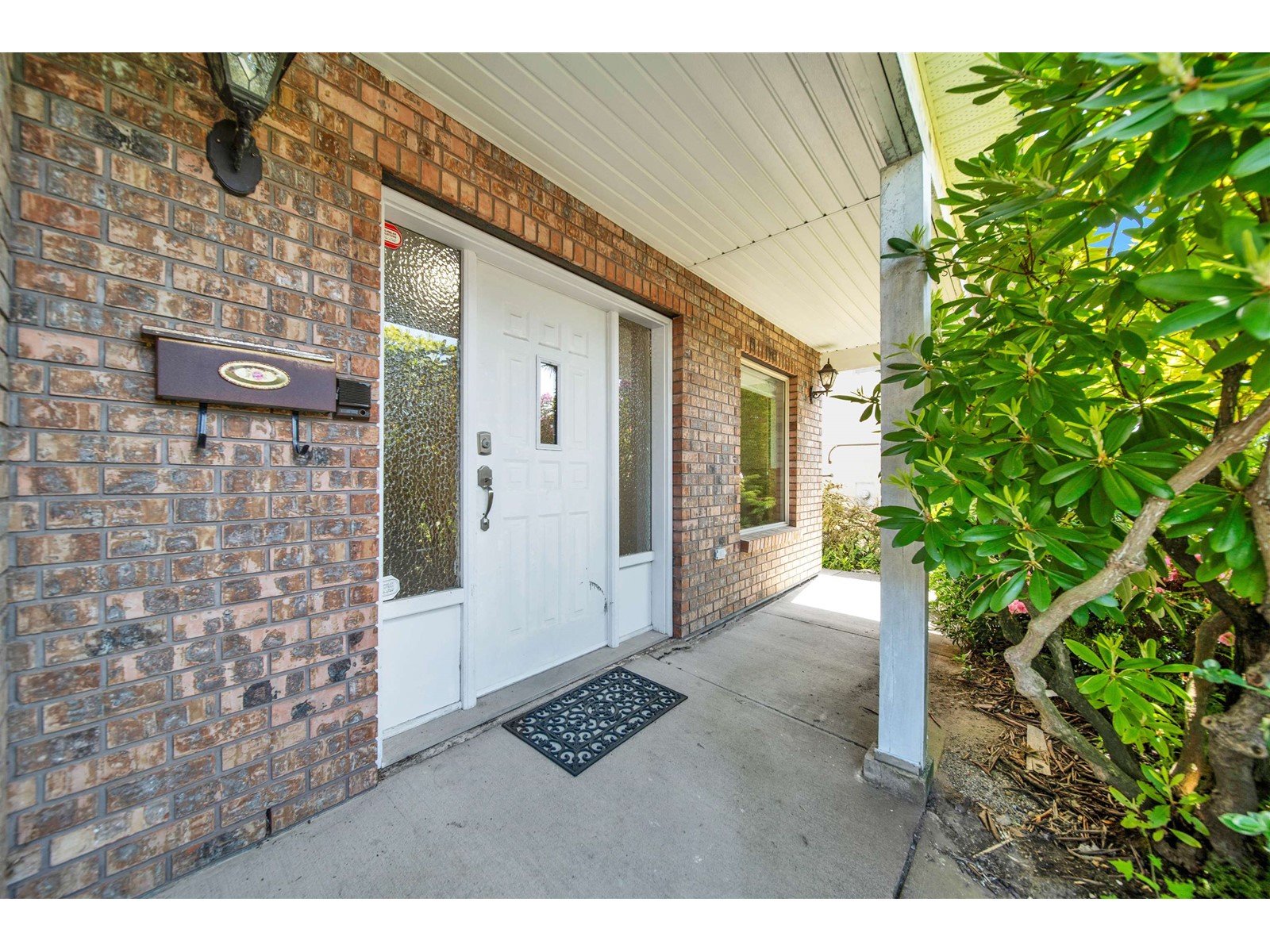1414 132b Street, White Rock, British Columbia  V4A 6H7 - Photo 3 - R3005957
