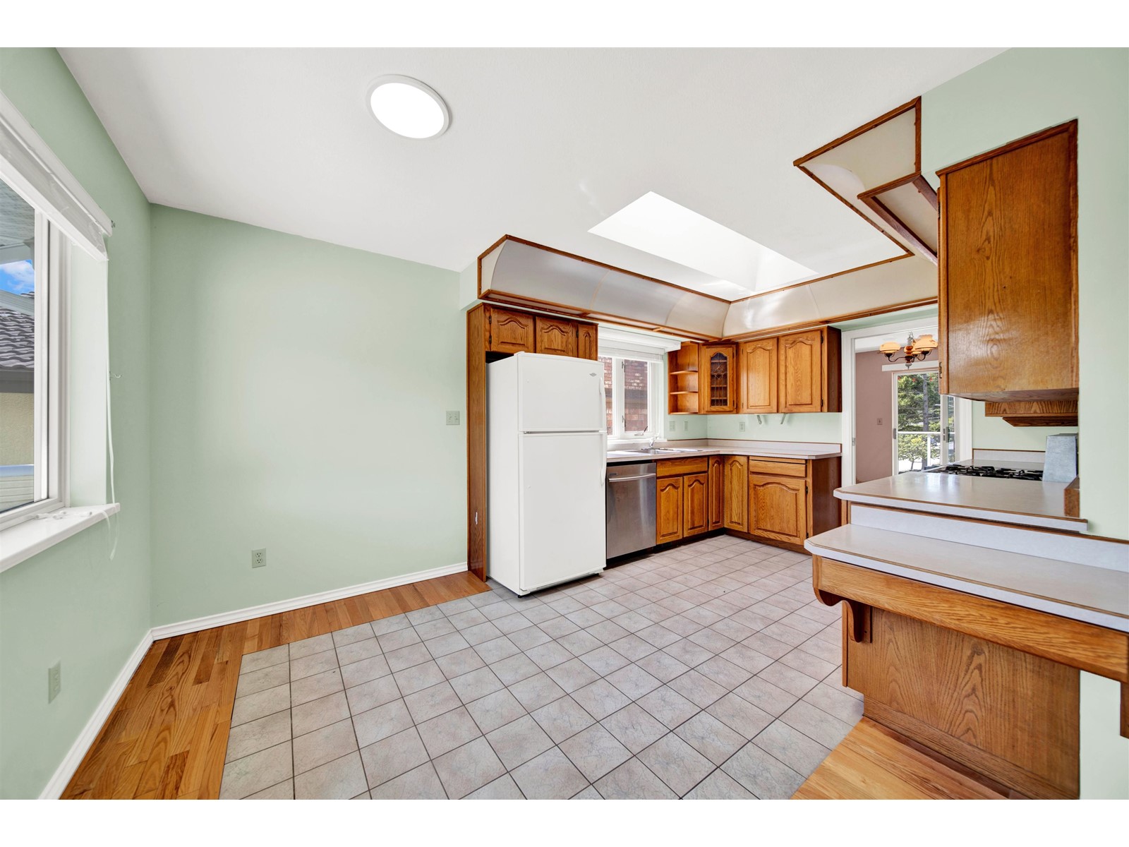 1414 132b Street, White Rock, British Columbia  V4A 6H7 - Photo 4 - R3005957