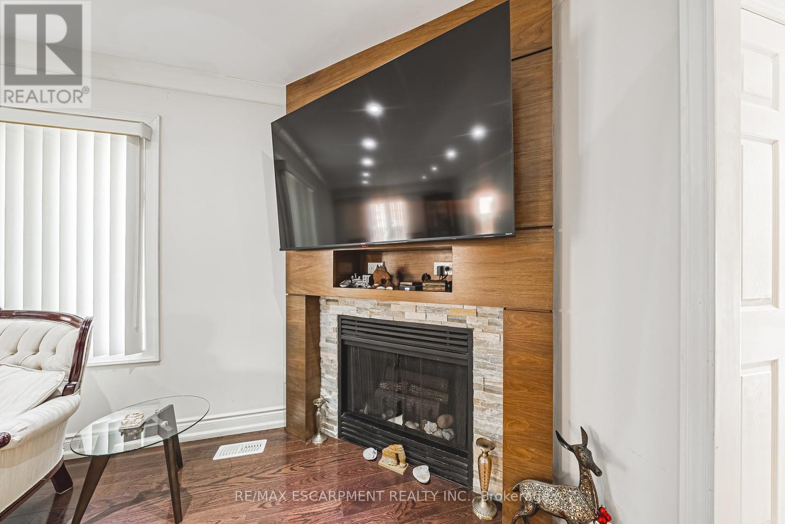 5008 Willowood Drive, Mississauga, Ontario  L5R 3R5 - Photo 12 - W12167443
