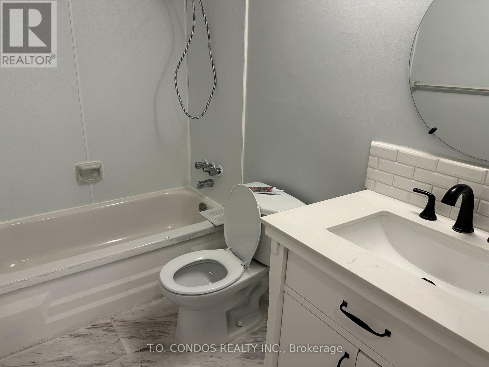 311 - 360 Ridelle Avenue, Toronto, Ontario  M6B 1K1 - Photo 18 - W12167458
