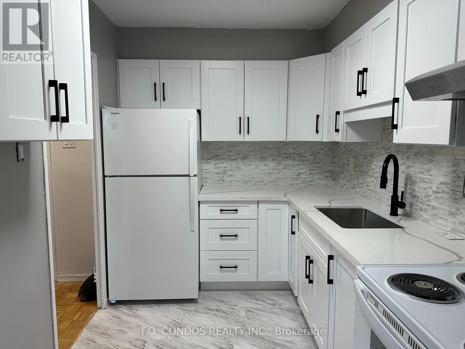 311 - 360 Ridelle Avenue, Toronto, Ontario  M6B 1K1 - Photo 8 - W12167458