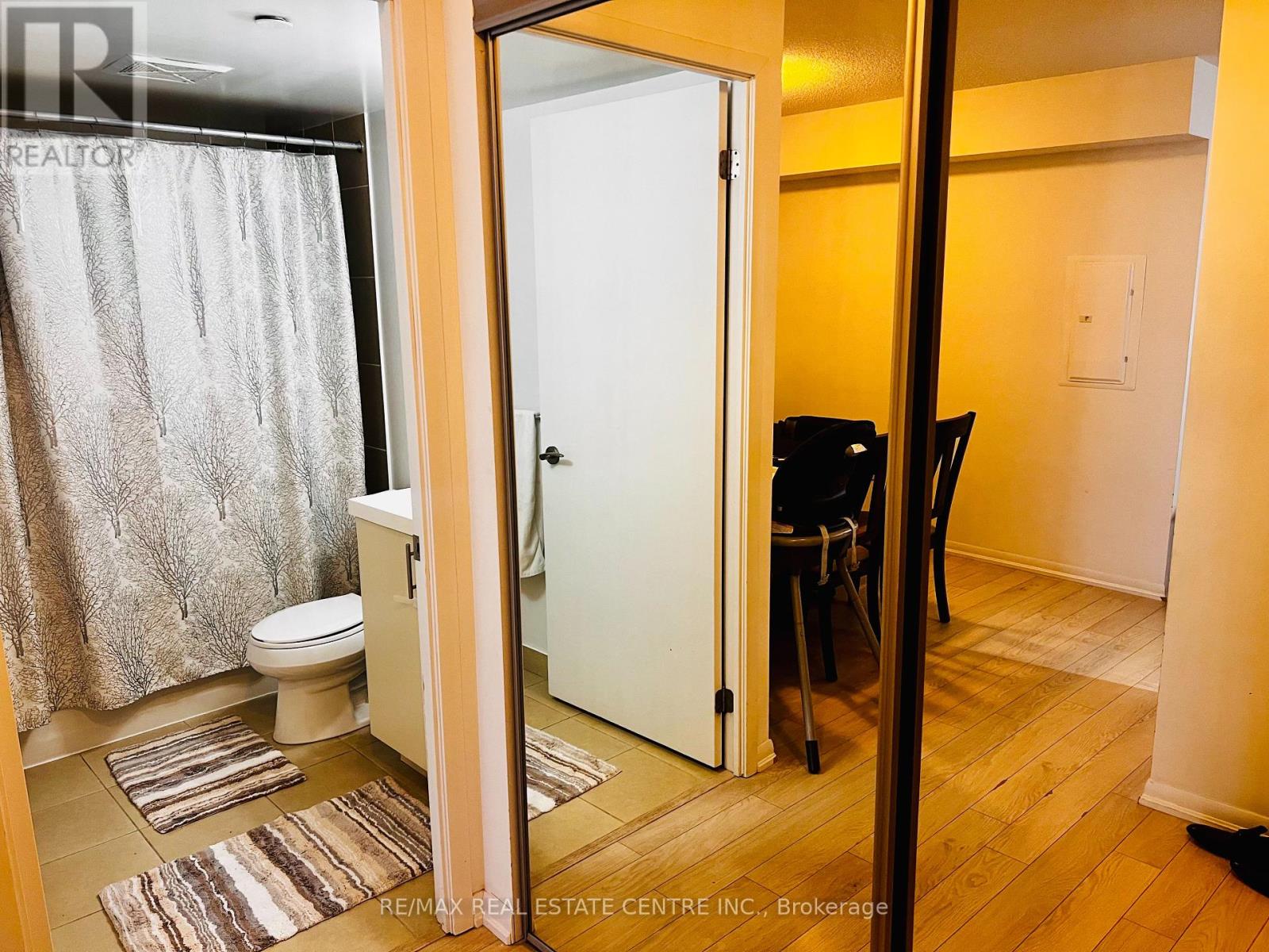 241 - 3091 Dufferin Street, Toronto (Yorkdale-Glen Park), Ontario  M6A 2S7 - Photo 3 - W12167463