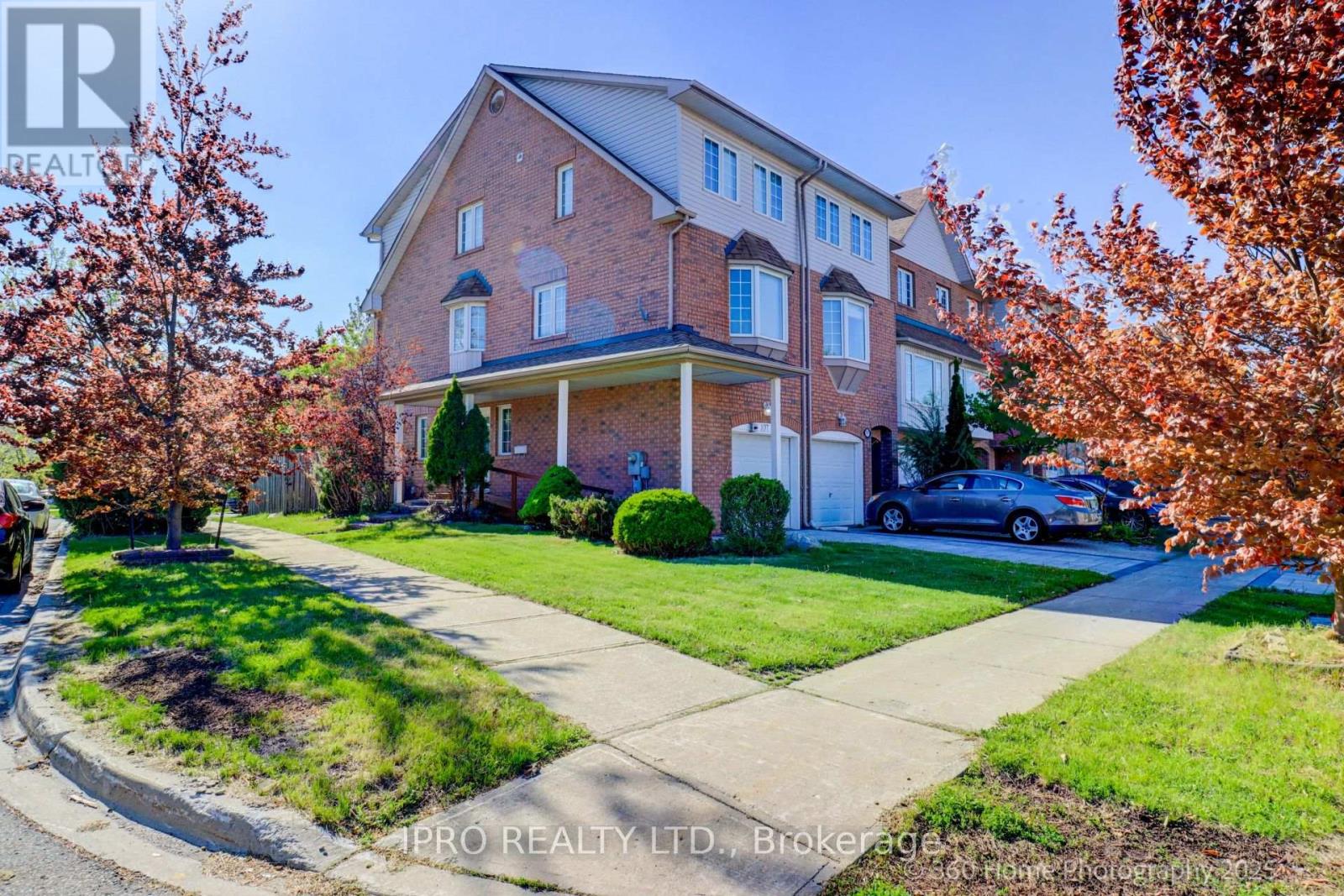 Property at 107 SUFI CRESCENT image 2