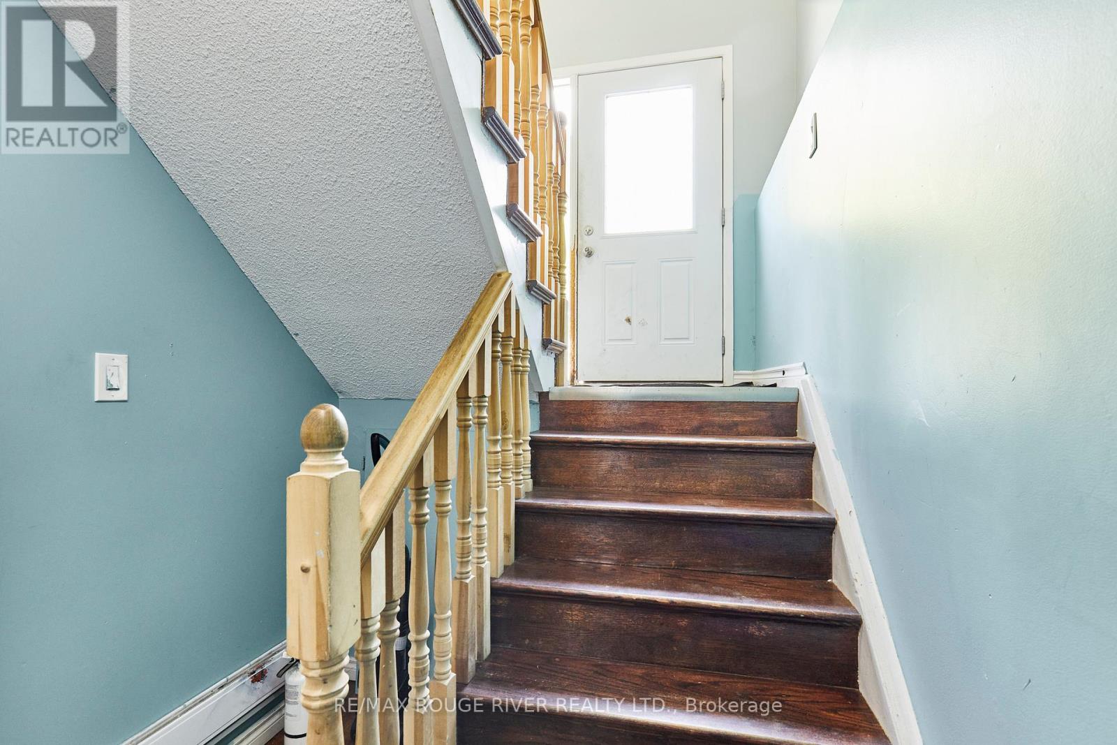 37 Wellington Avenue E, Oshawa (Farewell), Ontario  L1H 8P1 - Photo 18 - E12156798